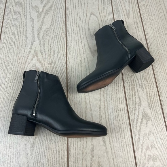 Soul Naturalizer Richy Zip Women's Ankle Boots 7.5W Black Faux Leather $120 - Picture 4 of 10